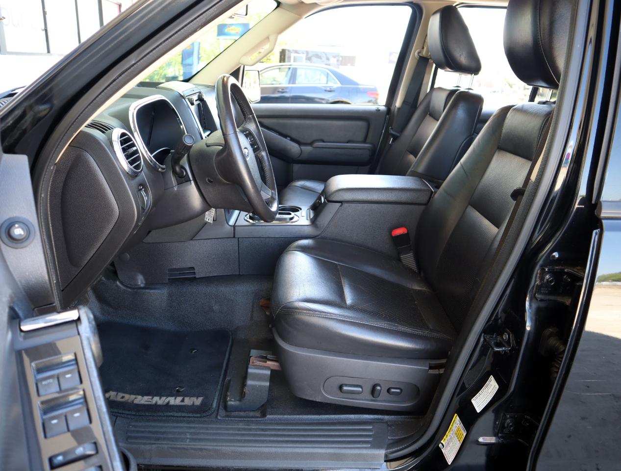 Ford Explorer Sport Trac  2010