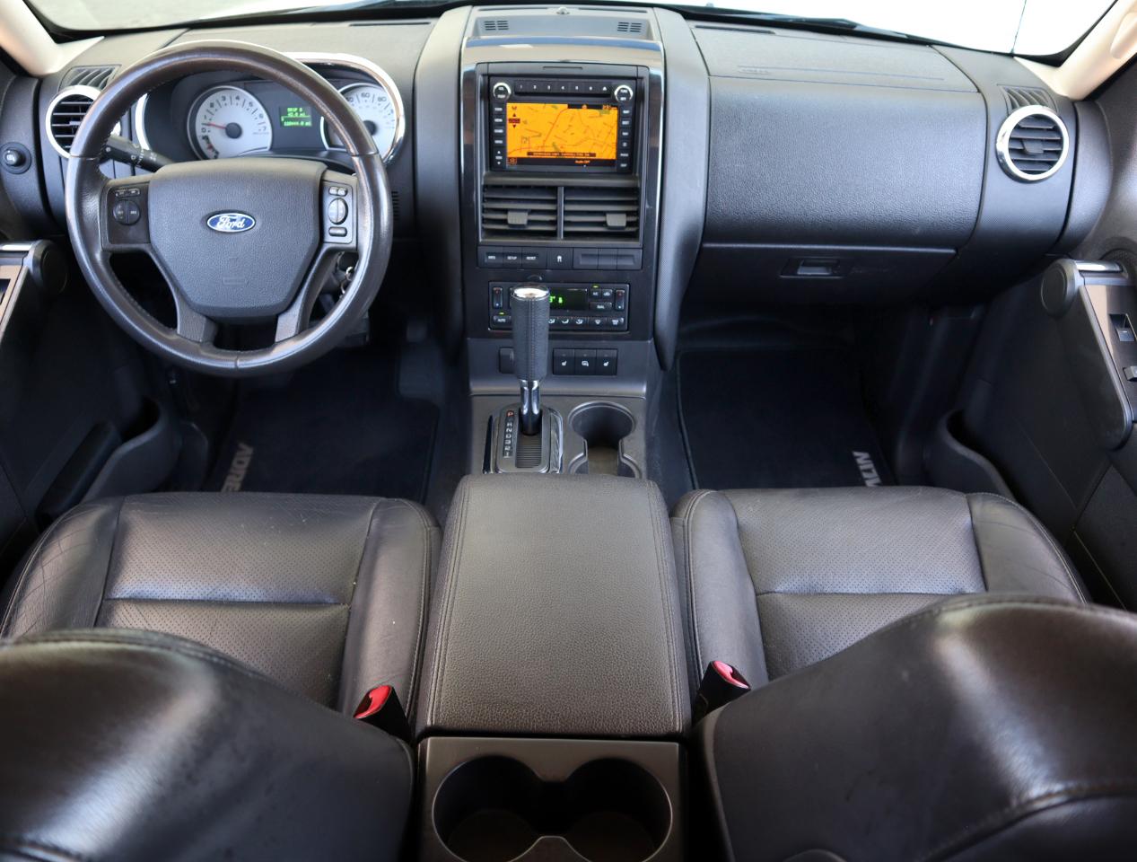 Ford Explorer Sport Trac  2010