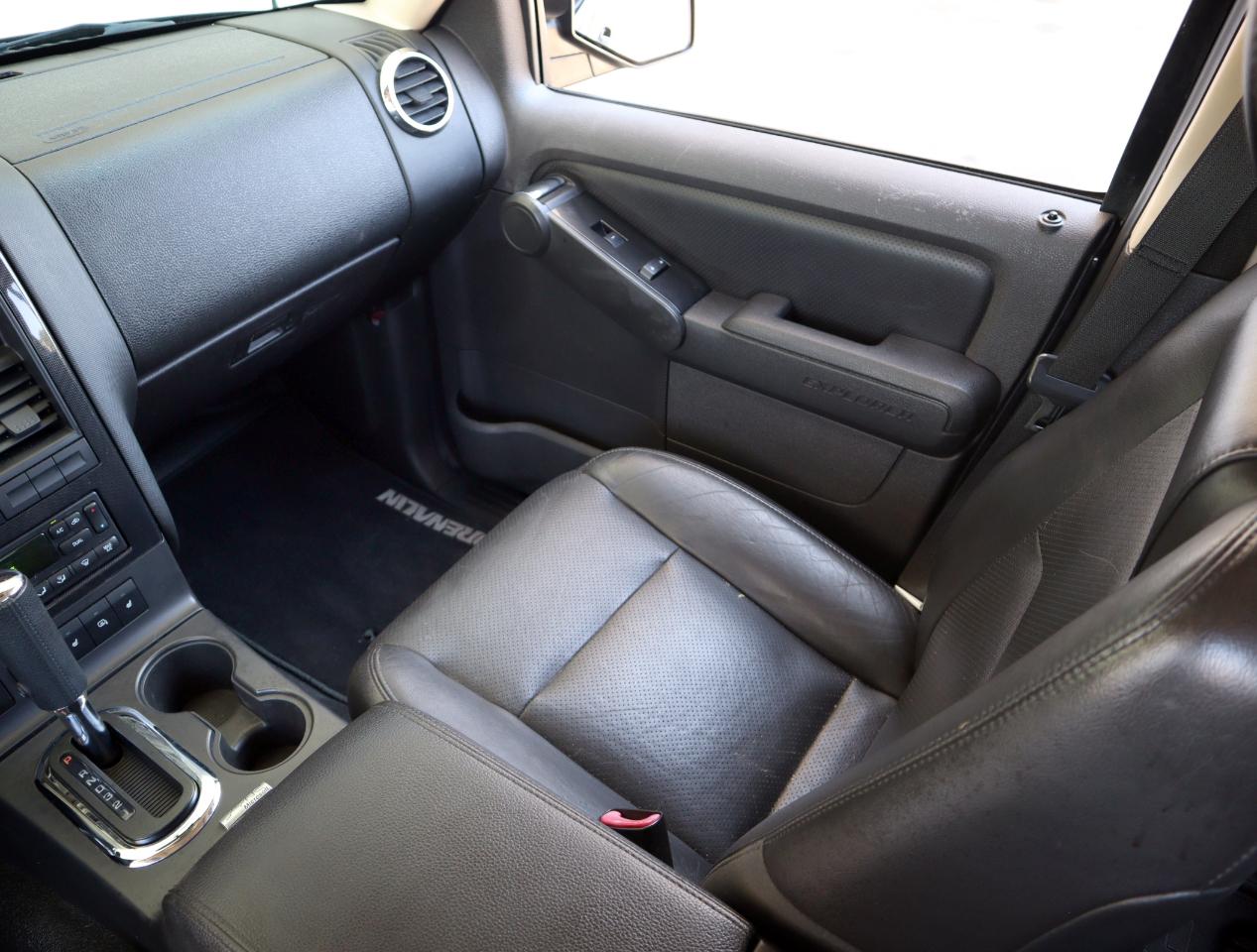 Ford Explorer Sport Trac  2010