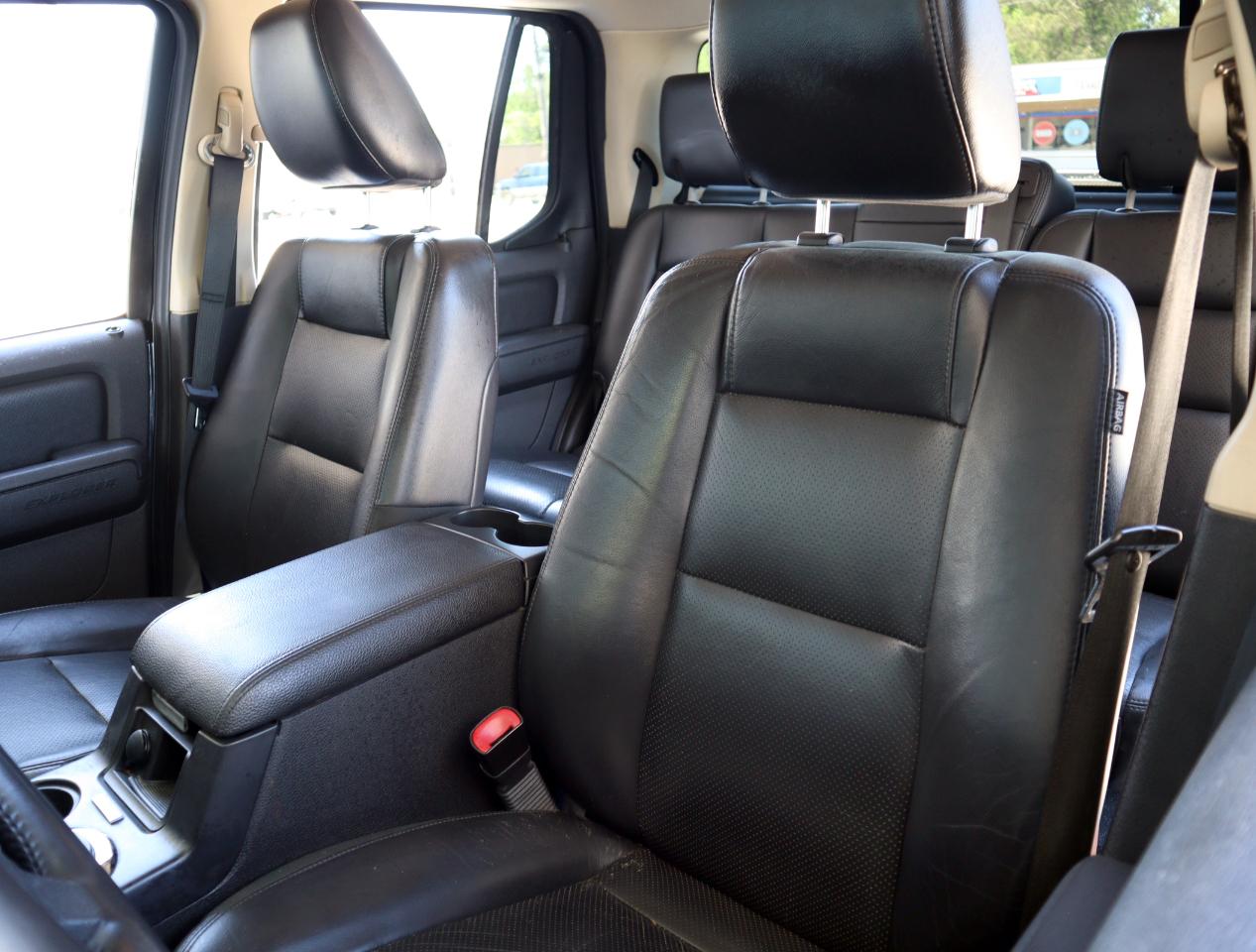 Ford Explorer Sport Trac  2010