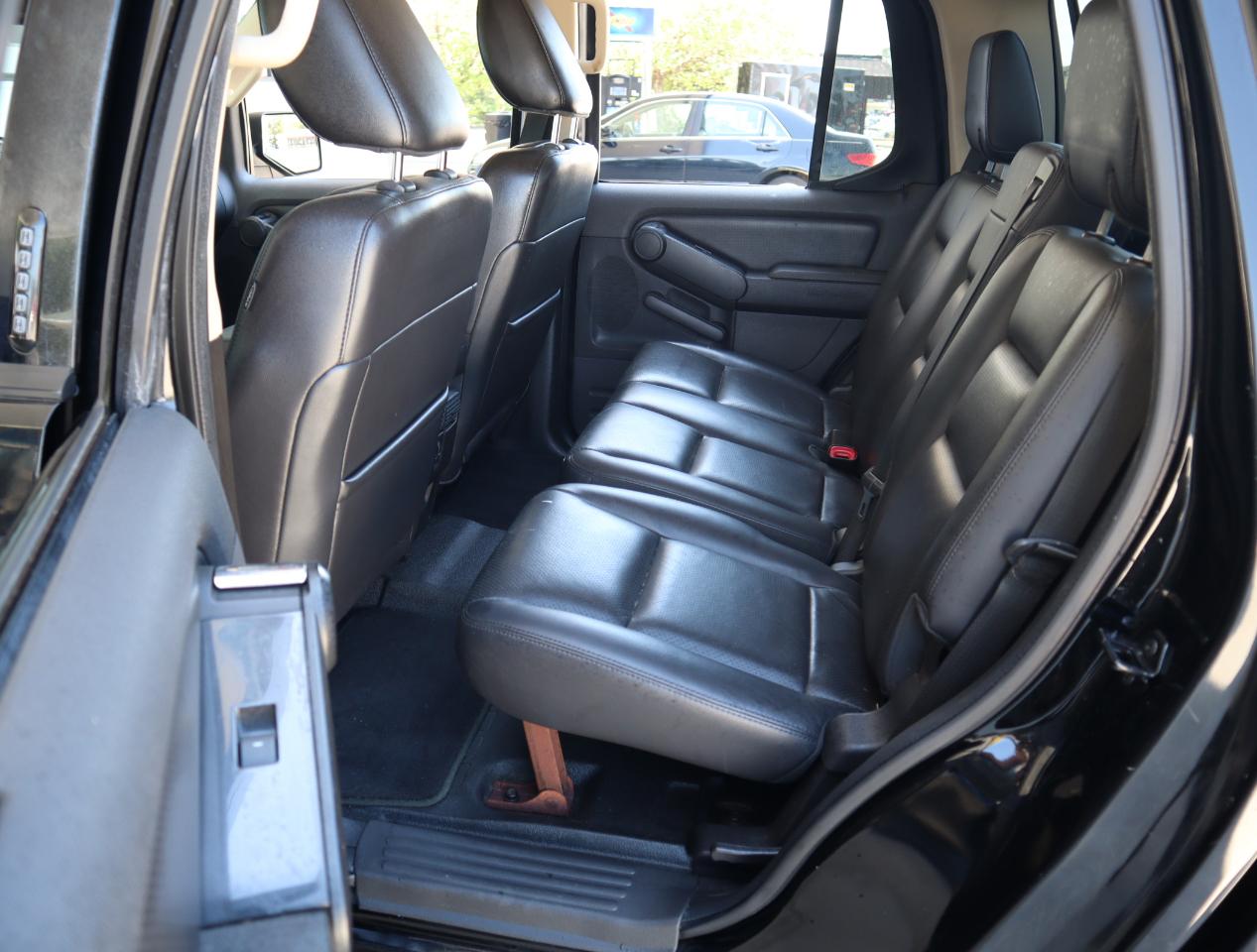 Ford Explorer Sport Trac  2010