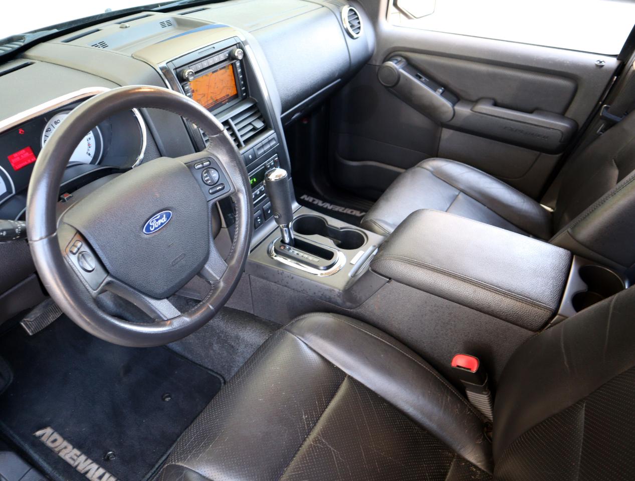 Ford Explorer Sport Trac  2010