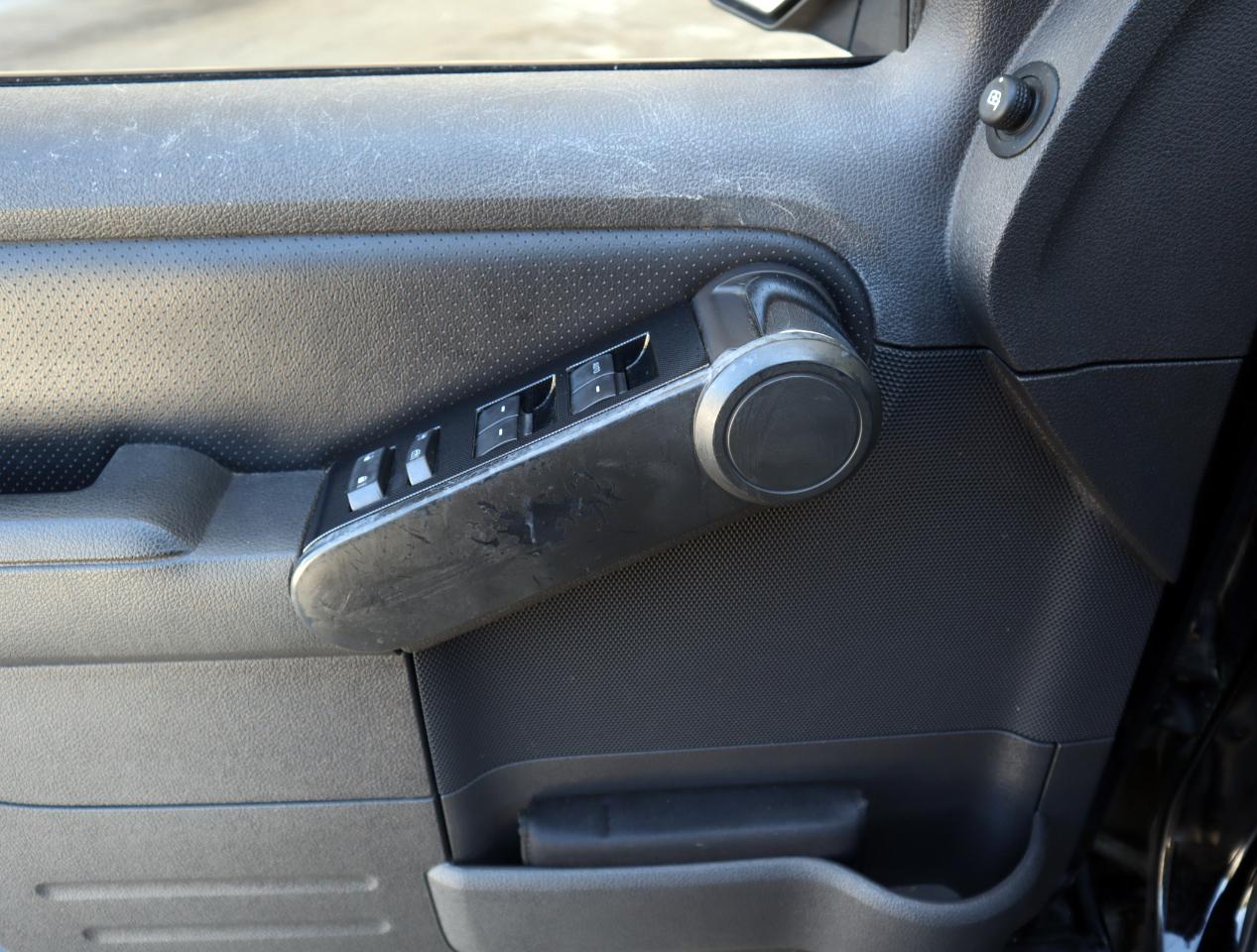 Ford Explorer Sport Trac  2010