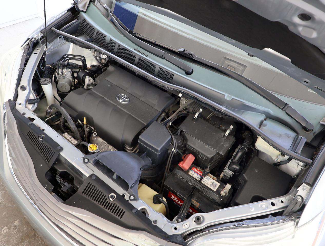 Toyota Sienna XLE 2015