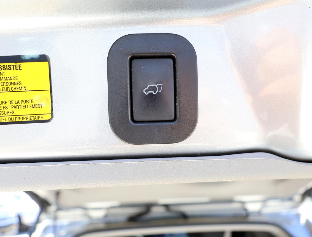 Toyota Sienna XLE 2015