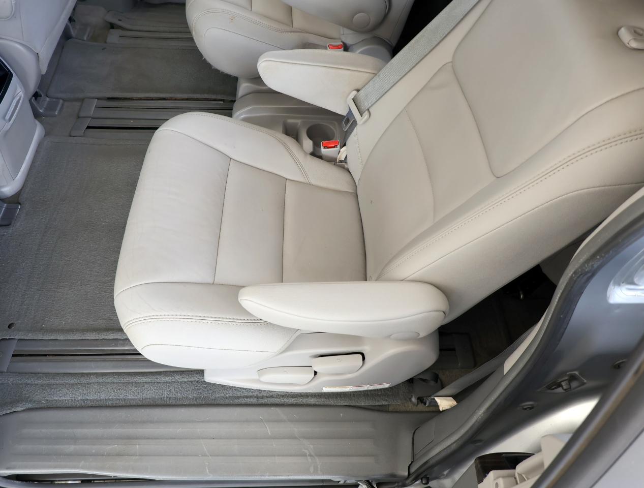 Toyota Sienna XLE 2015