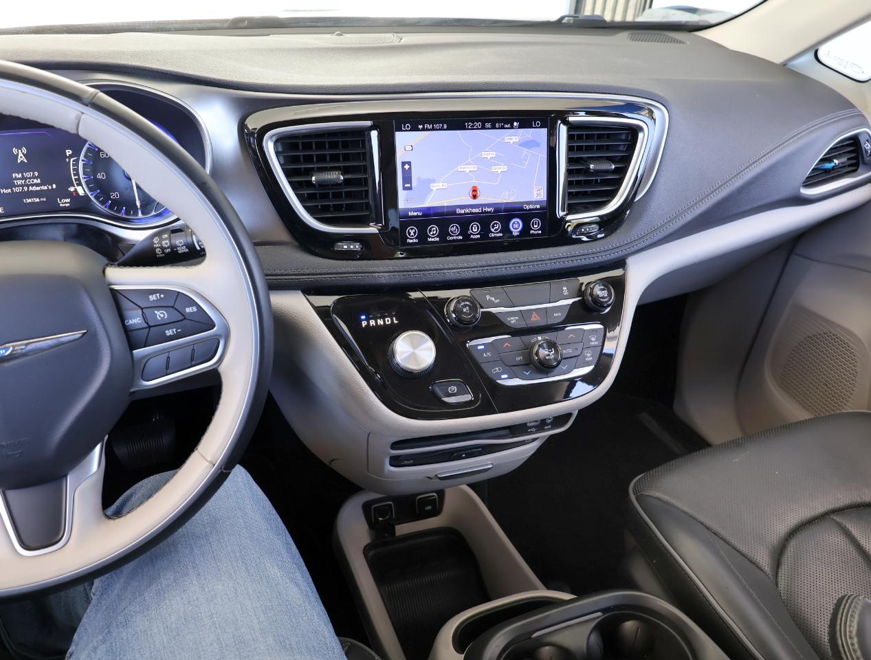 Chrysler Pacifica Limited 2017