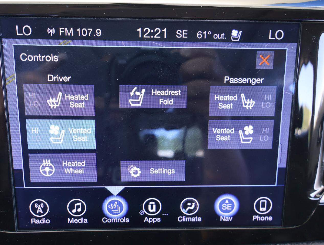 Chrysler Pacifica Limited 2017