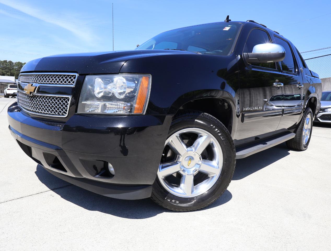 Chevrolet Avalanche LT 2WD 2013