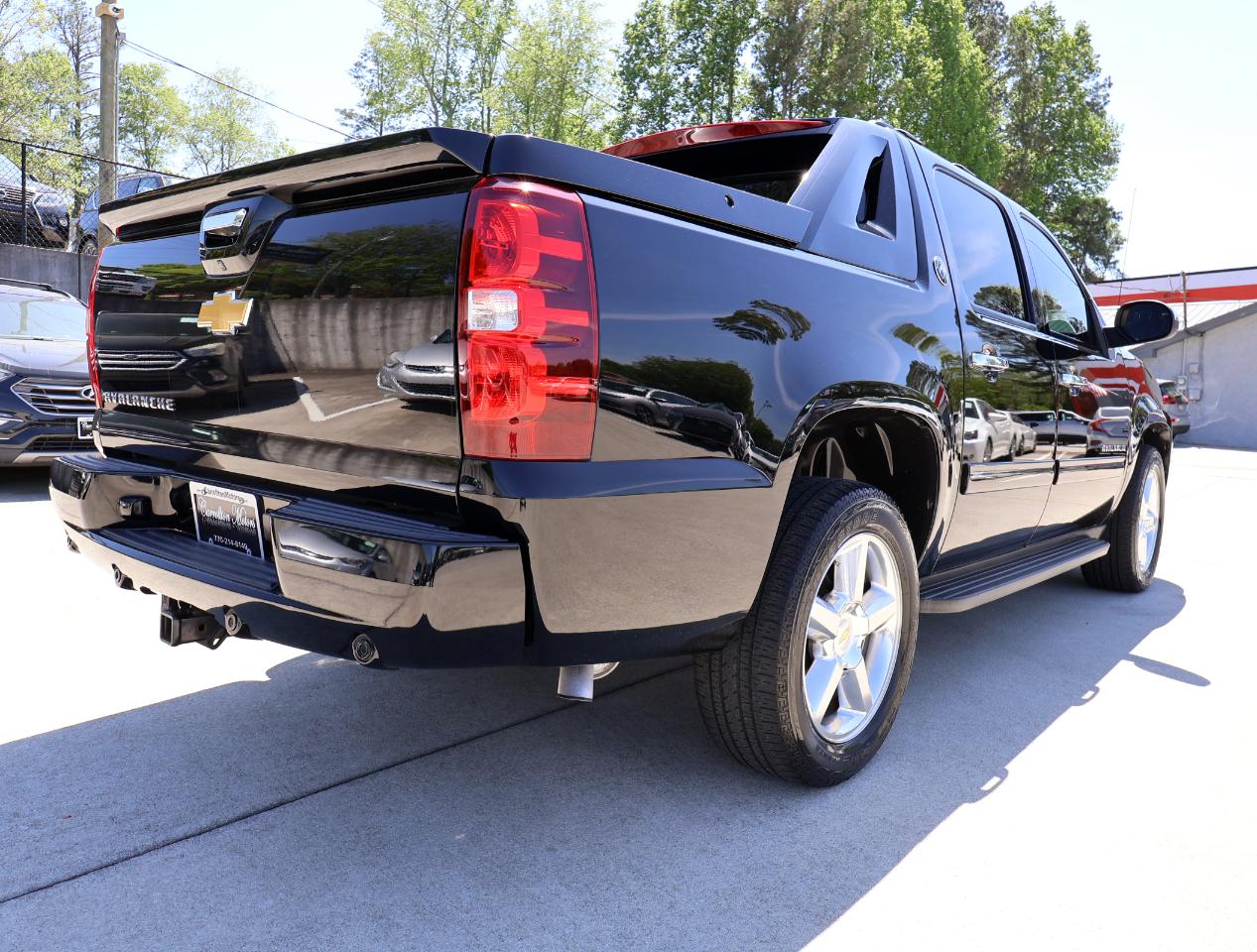 Chevrolet Avalanche LT 2WD 2013