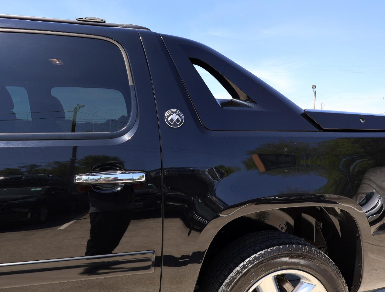 Chevrolet Avalanche LT 2WD 2013