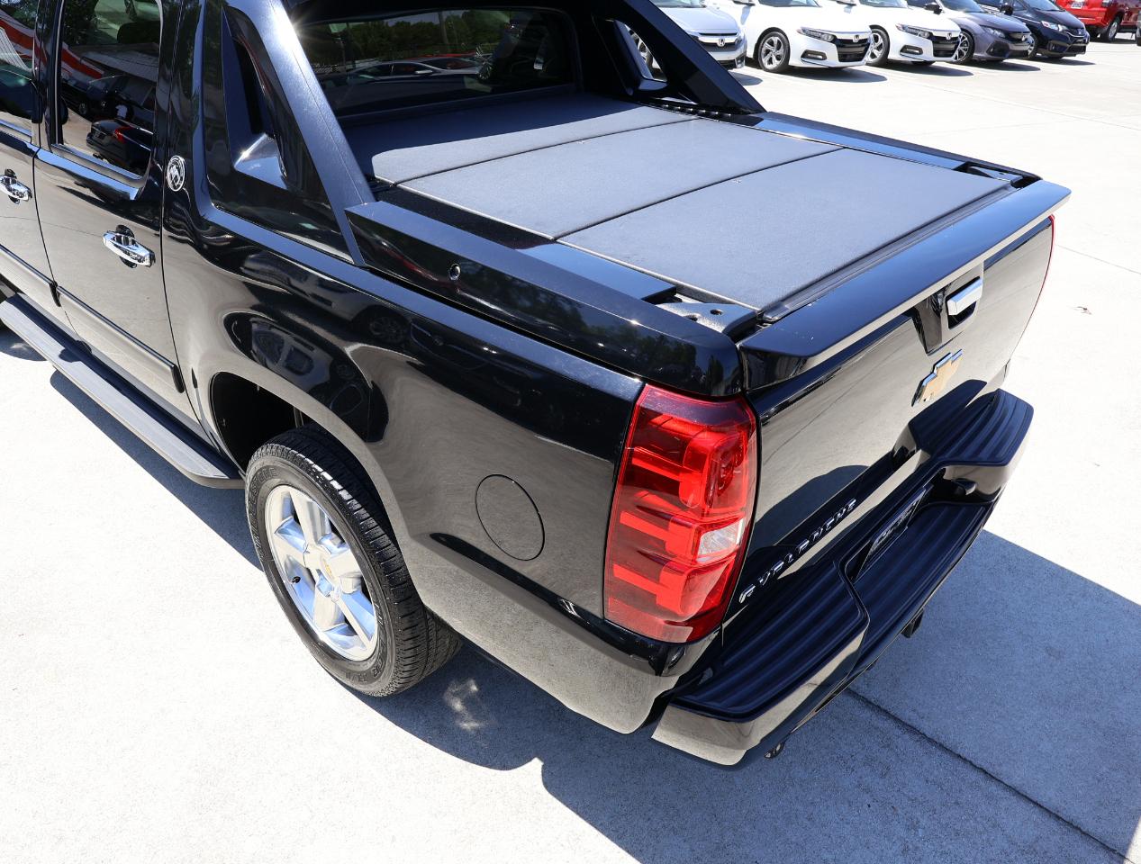 Chevrolet Avalanche LT 2WD 2013