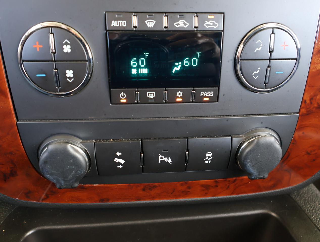 Chevrolet Avalanche LT 2WD 2013