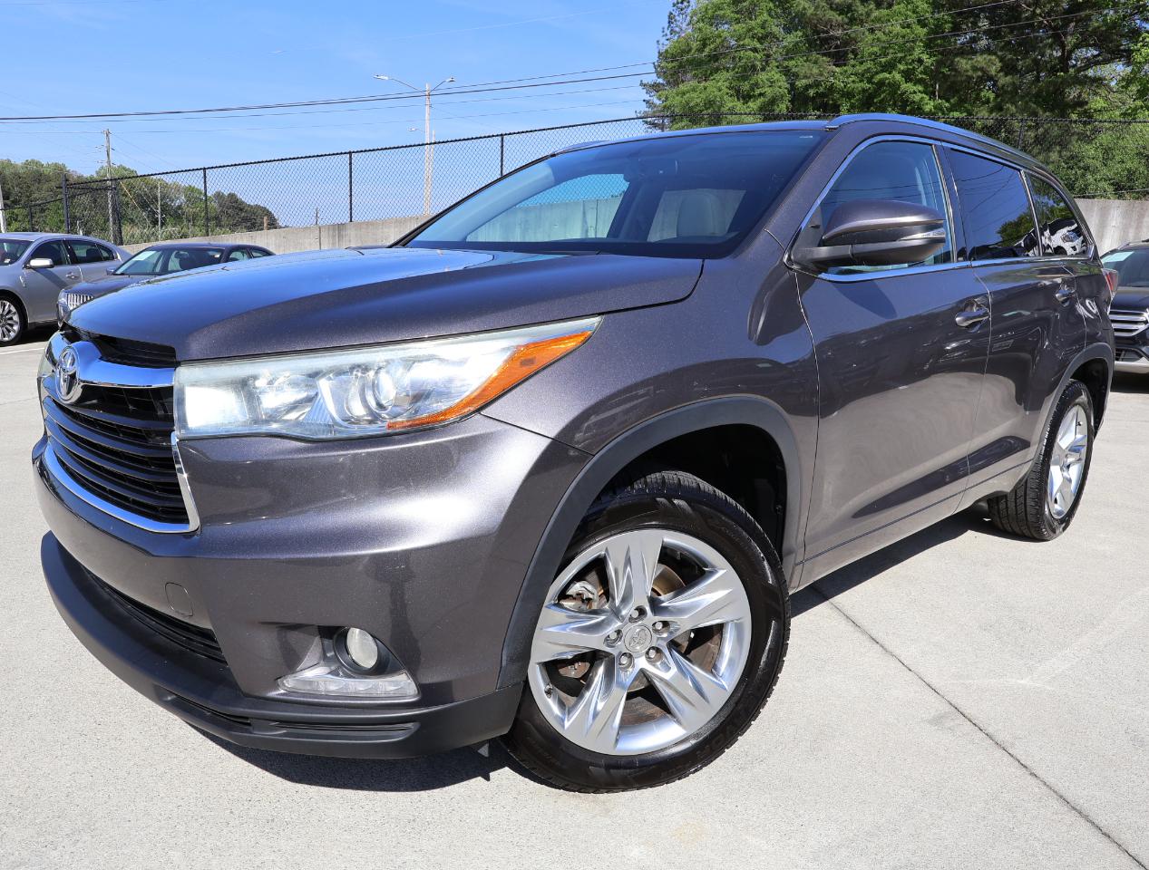 Toyota Highlander Limited FWD V6 2015