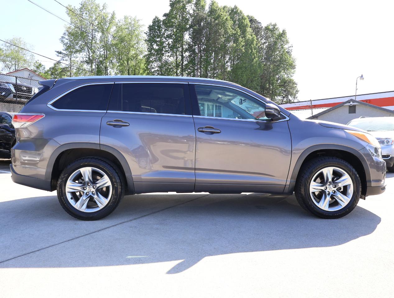 Toyota Highlander Limited FWD V6 2015