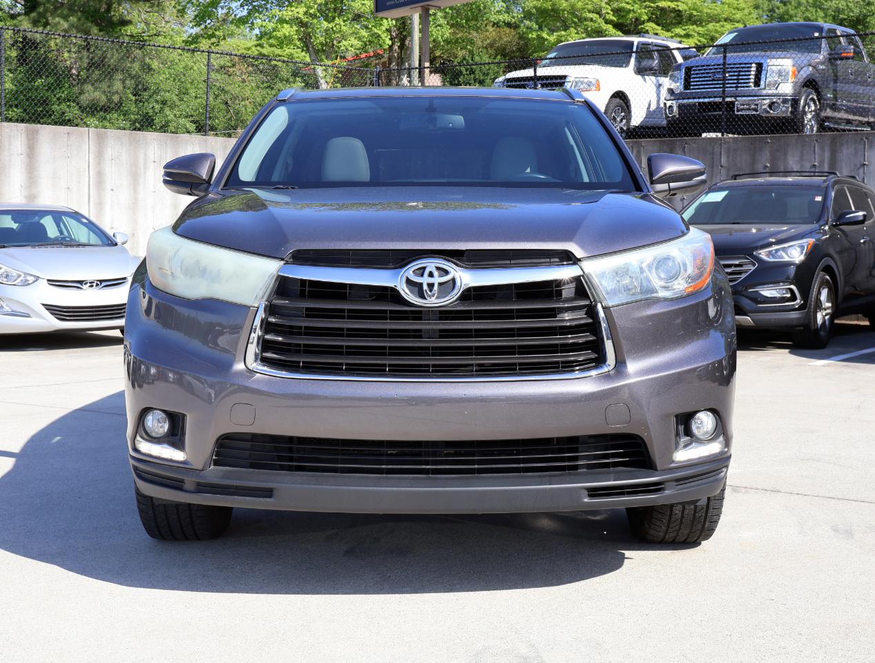 Toyota Highlander Limited FWD V6 2015