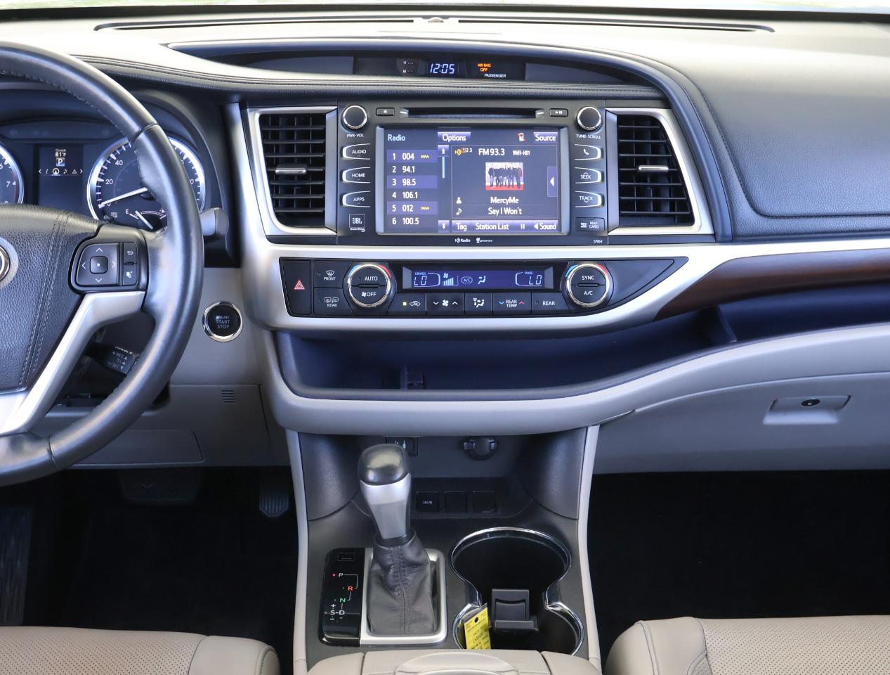 Toyota Highlander Limited FWD V6 2015