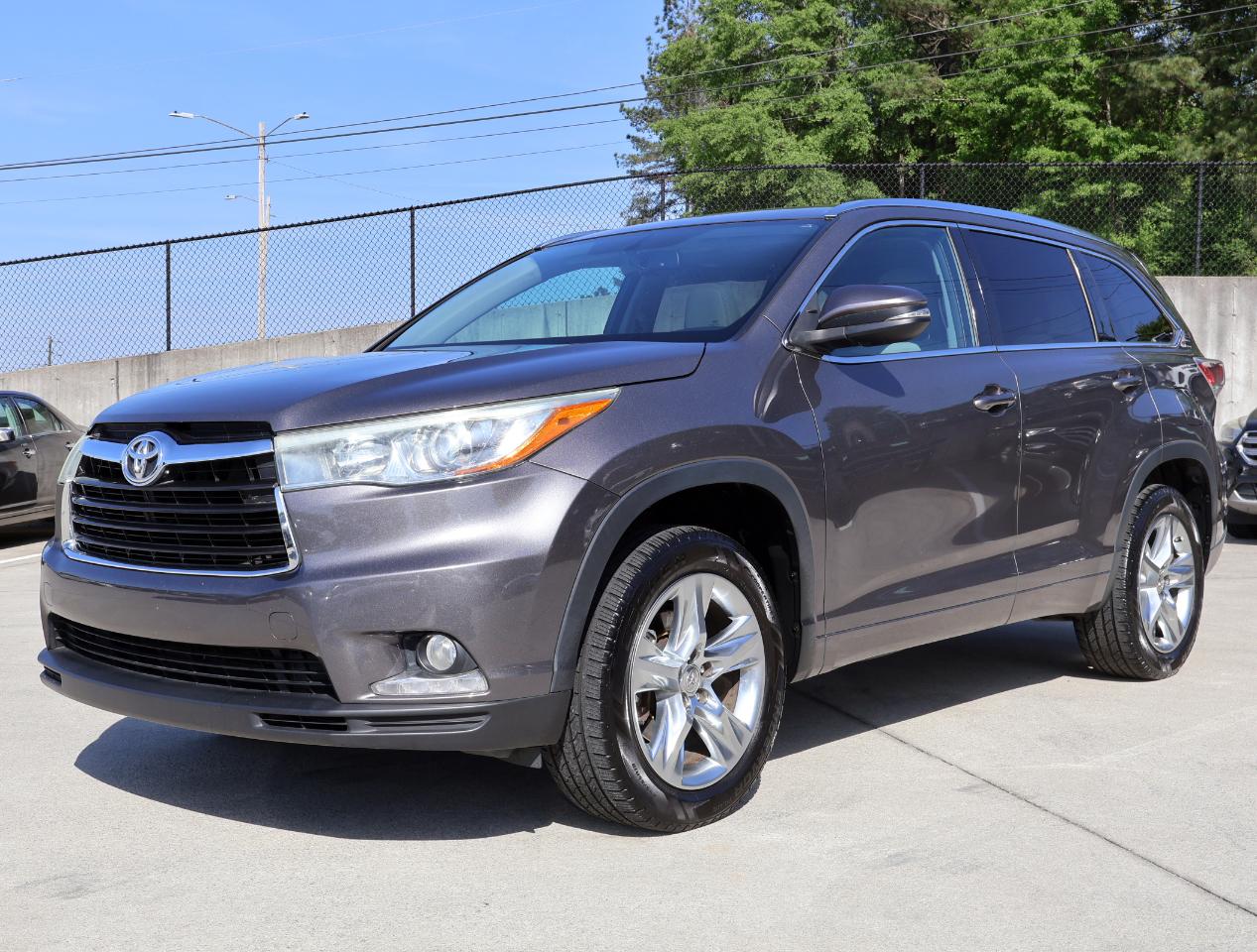 Toyota Highlander Limited FWD V6 2015