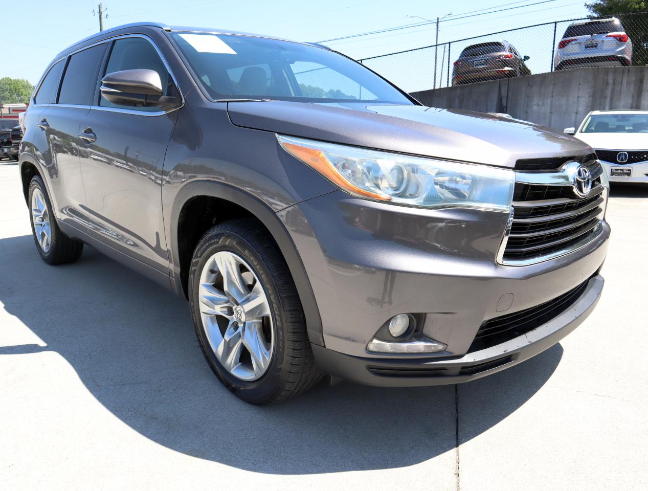 Toyota Highlander Limited FWD V6 2015