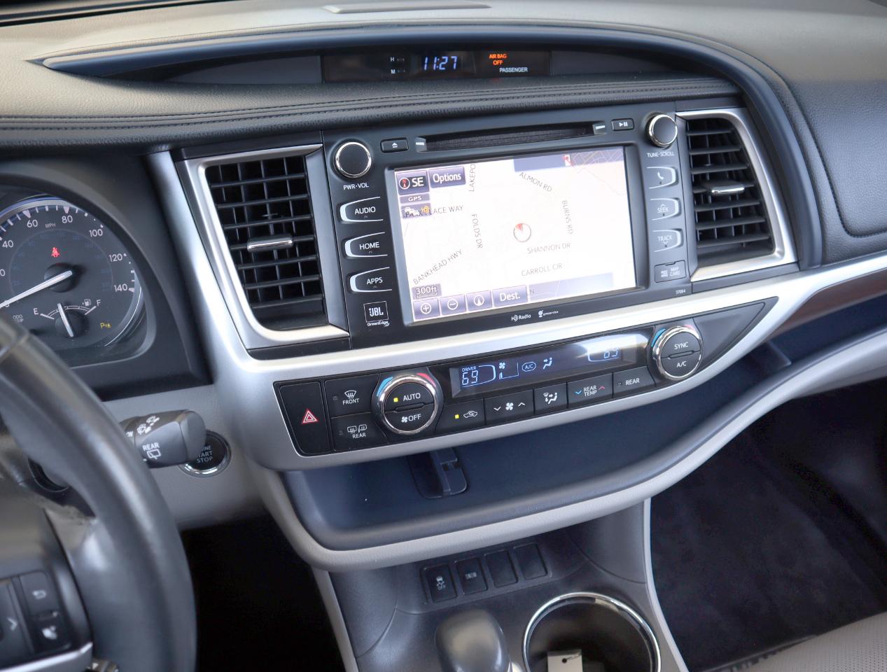 Toyota Highlander Limited FWD V6 2015