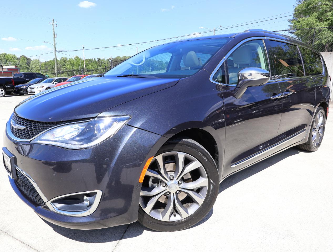 Chrysler Pacifica Limited 2020