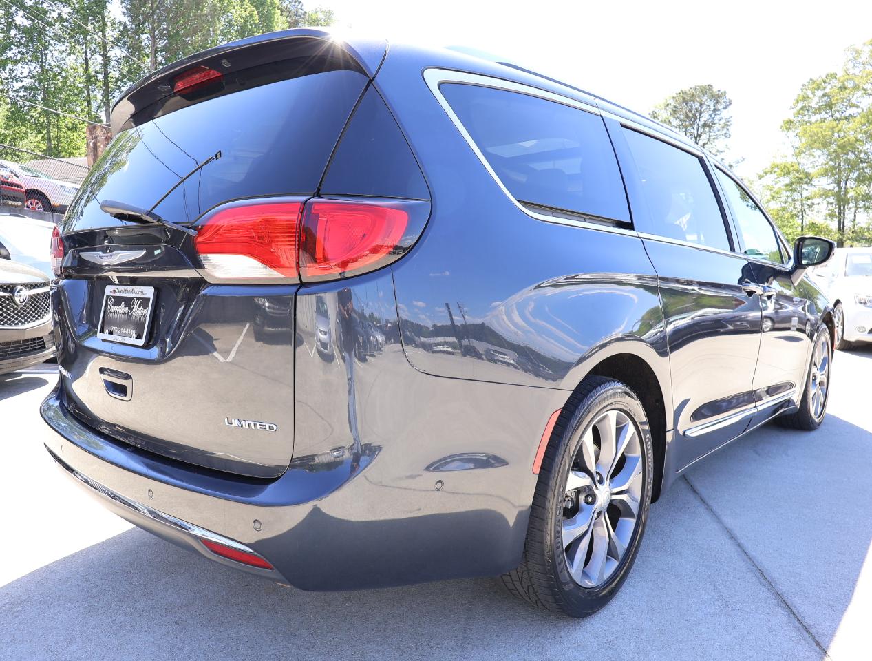 Chrysler Pacifica Limited 2020