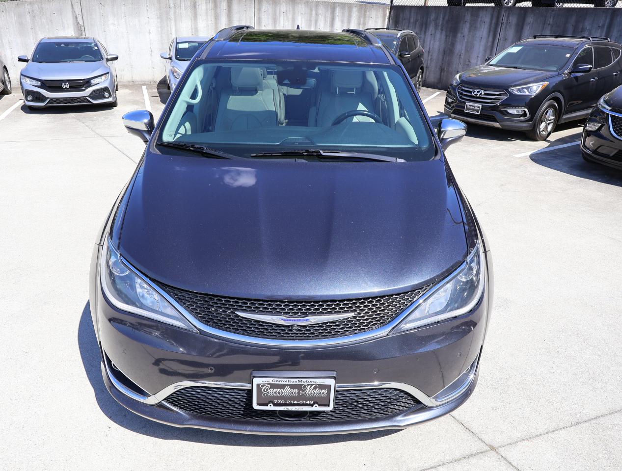Chrysler Pacifica Limited 2020