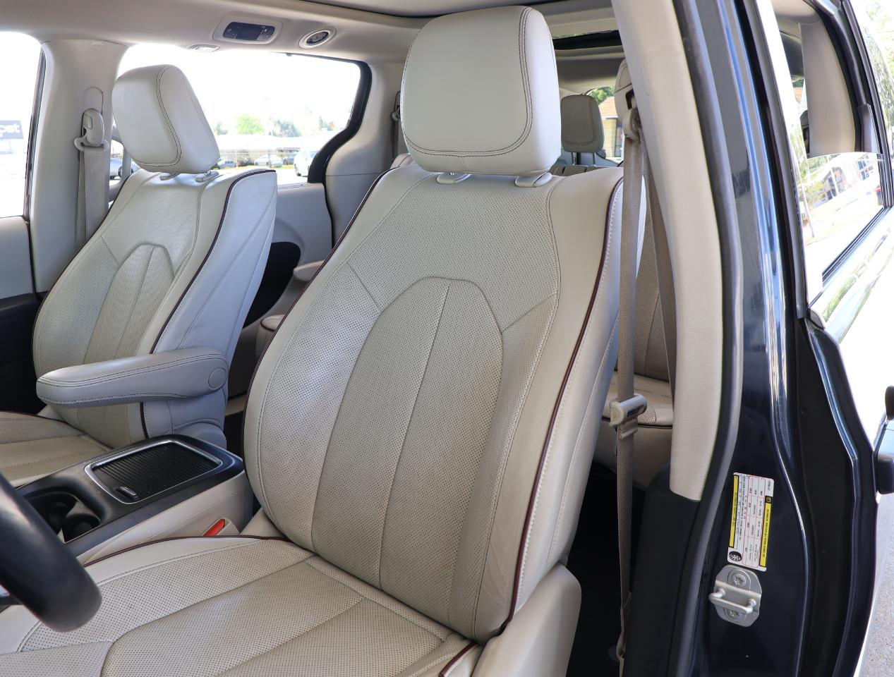 Chrysler Pacifica Limited 2020