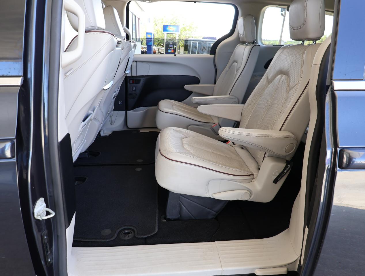 Chrysler Pacifica Limited 2020