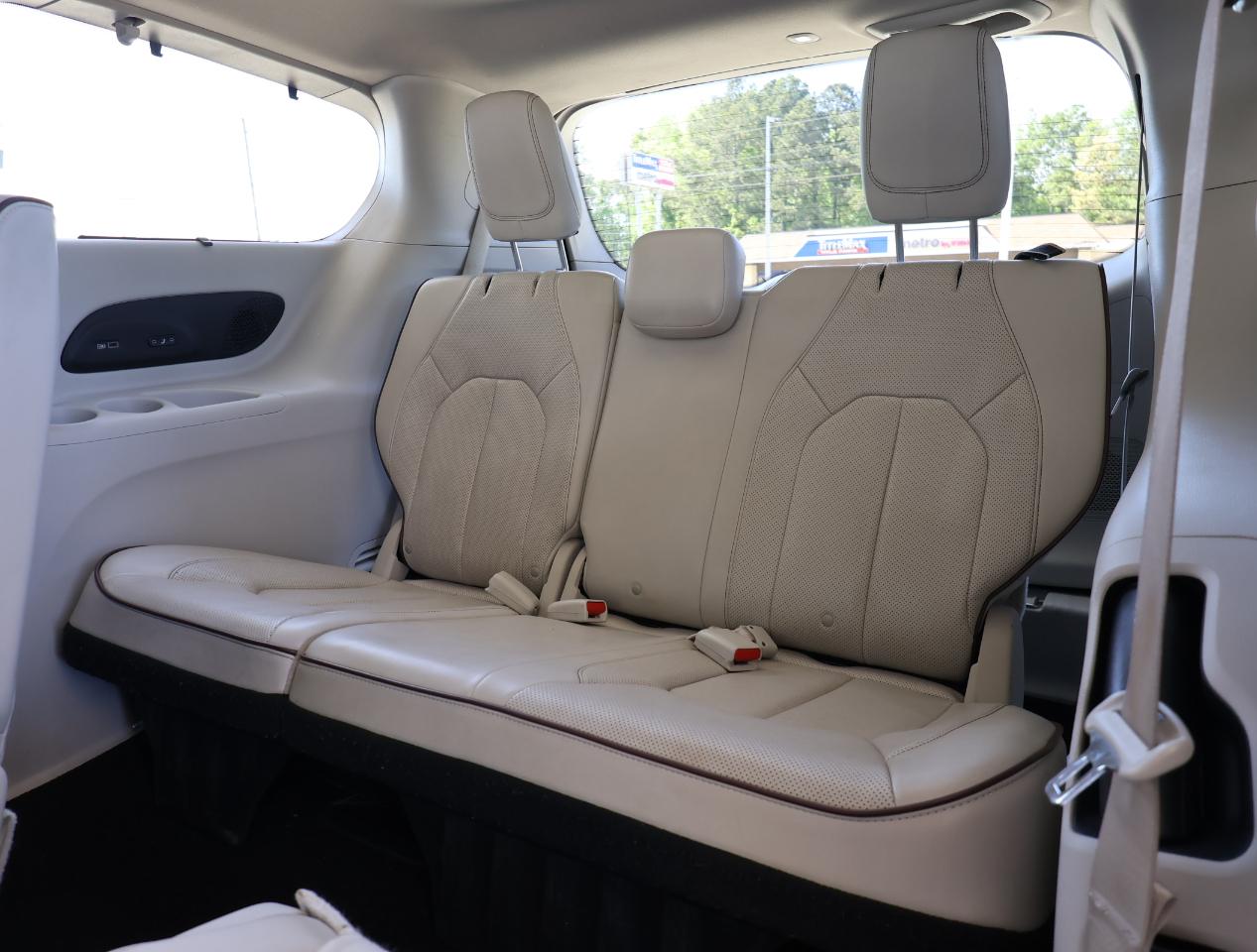 Chrysler Pacifica Limited 2020