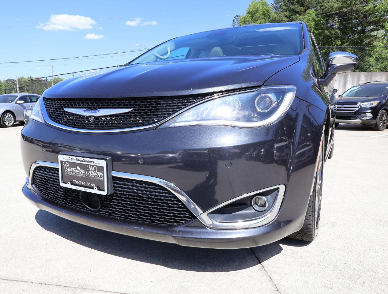 Chrysler Pacifica Limited 2020