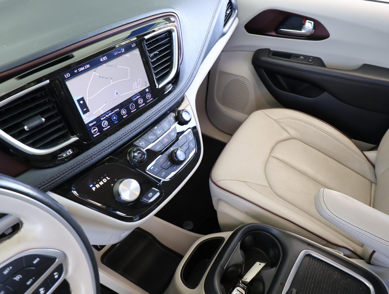 Chrysler Pacifica Limited 2020