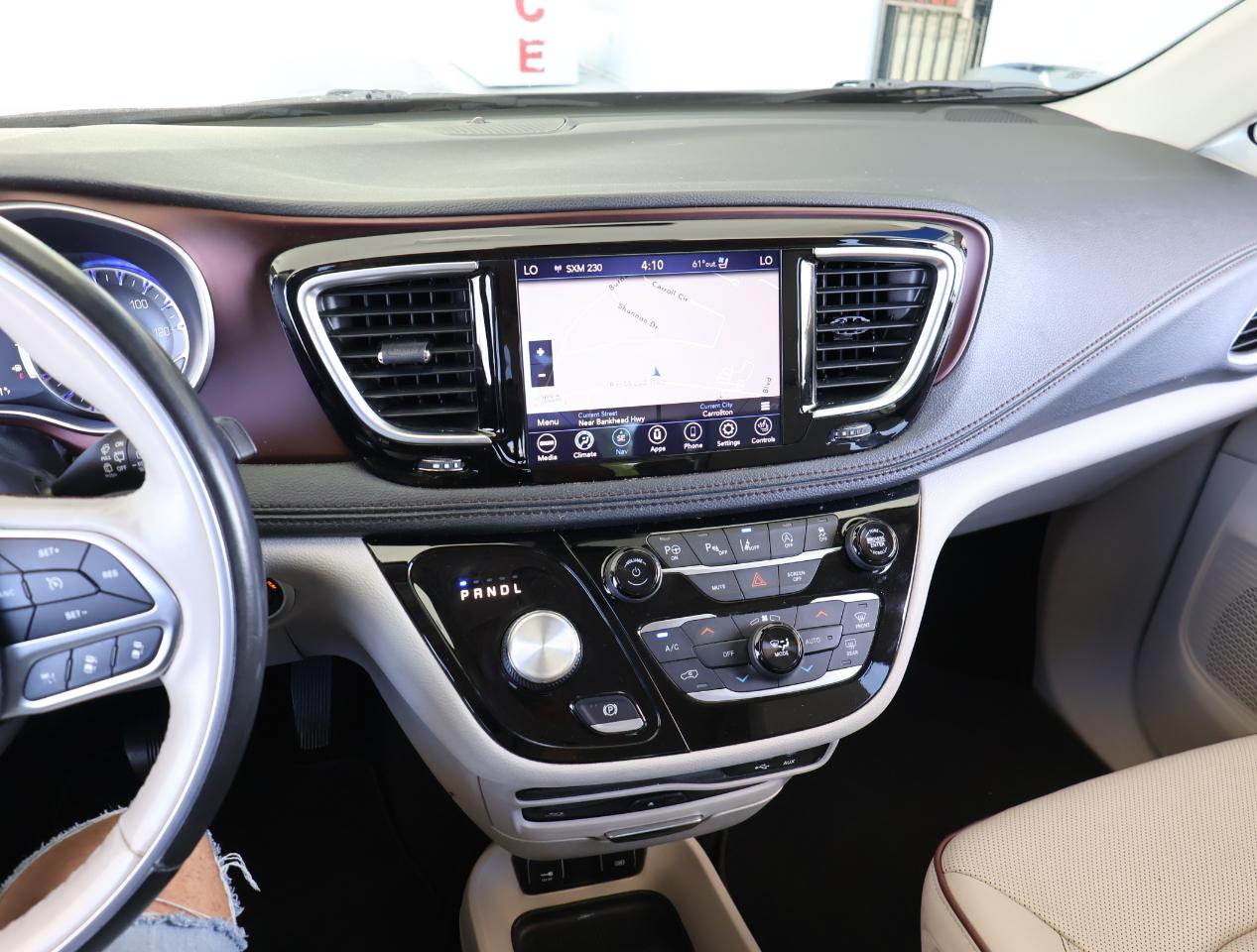 Chrysler Pacifica Limited 2020