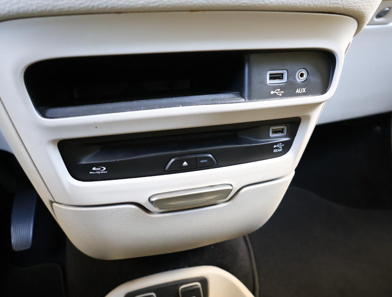 Chrysler Pacifica Limited 2020