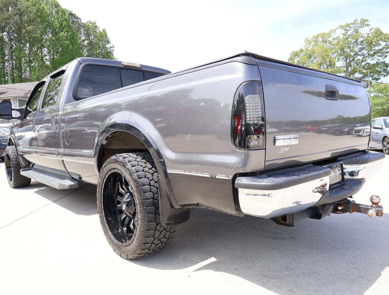 Ford F-250 SD Lariat Crew Cab Long Bed 2WD 2006