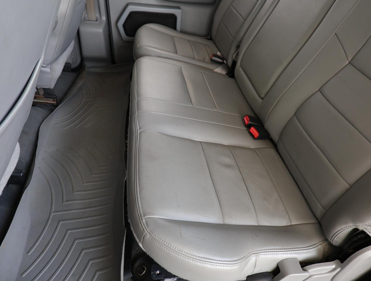 Ford F-250 SD Lariat Crew Cab Long Bed 2WD 2006