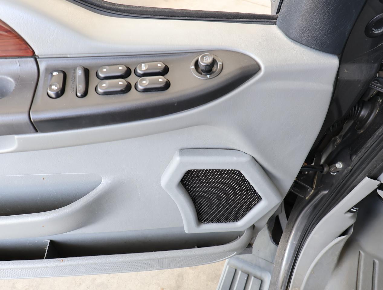 Ford F-250 SD Lariat Crew Cab Long Bed 2WD 2006