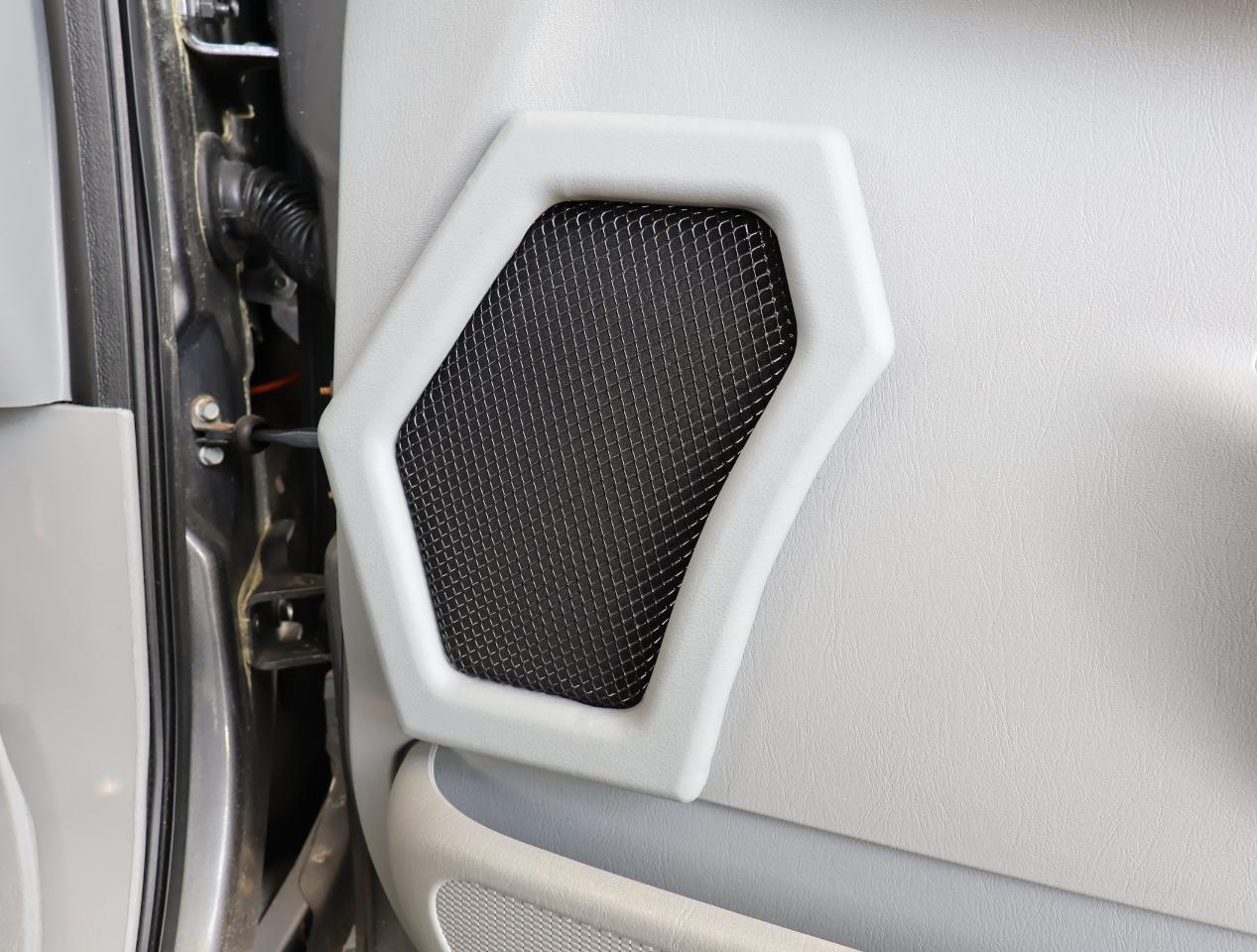 Ford F-250 SD Lariat Crew Cab Long Bed 2WD 2006