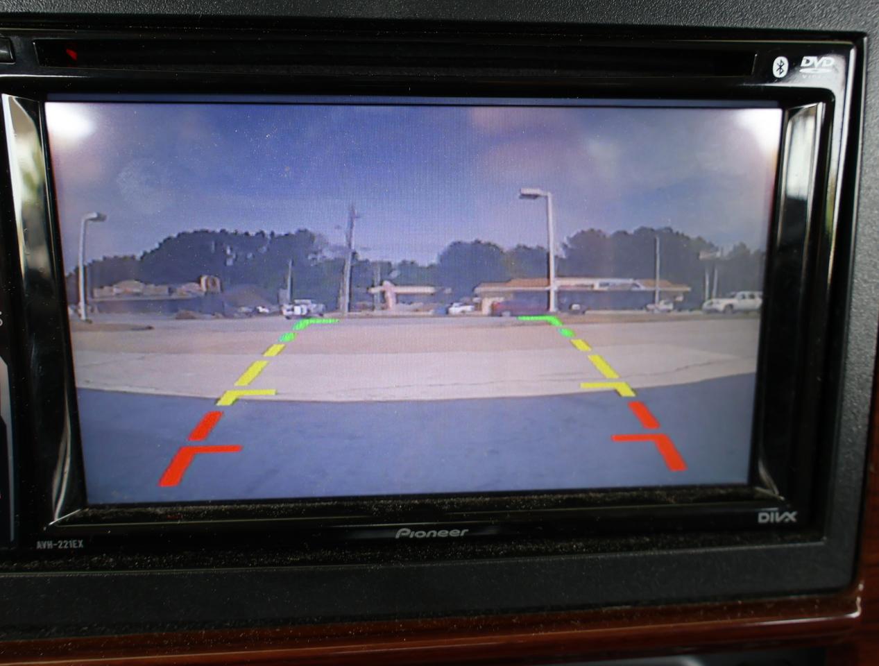 Ford F-250 SD Lariat Crew Cab Long Bed 2WD 2006