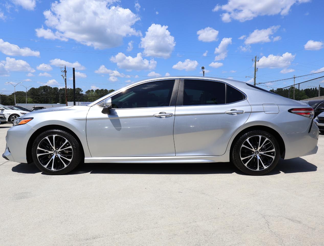 Toyota Camry SE 2018