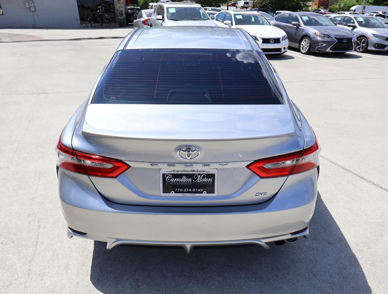 Toyota Camry SE 2018