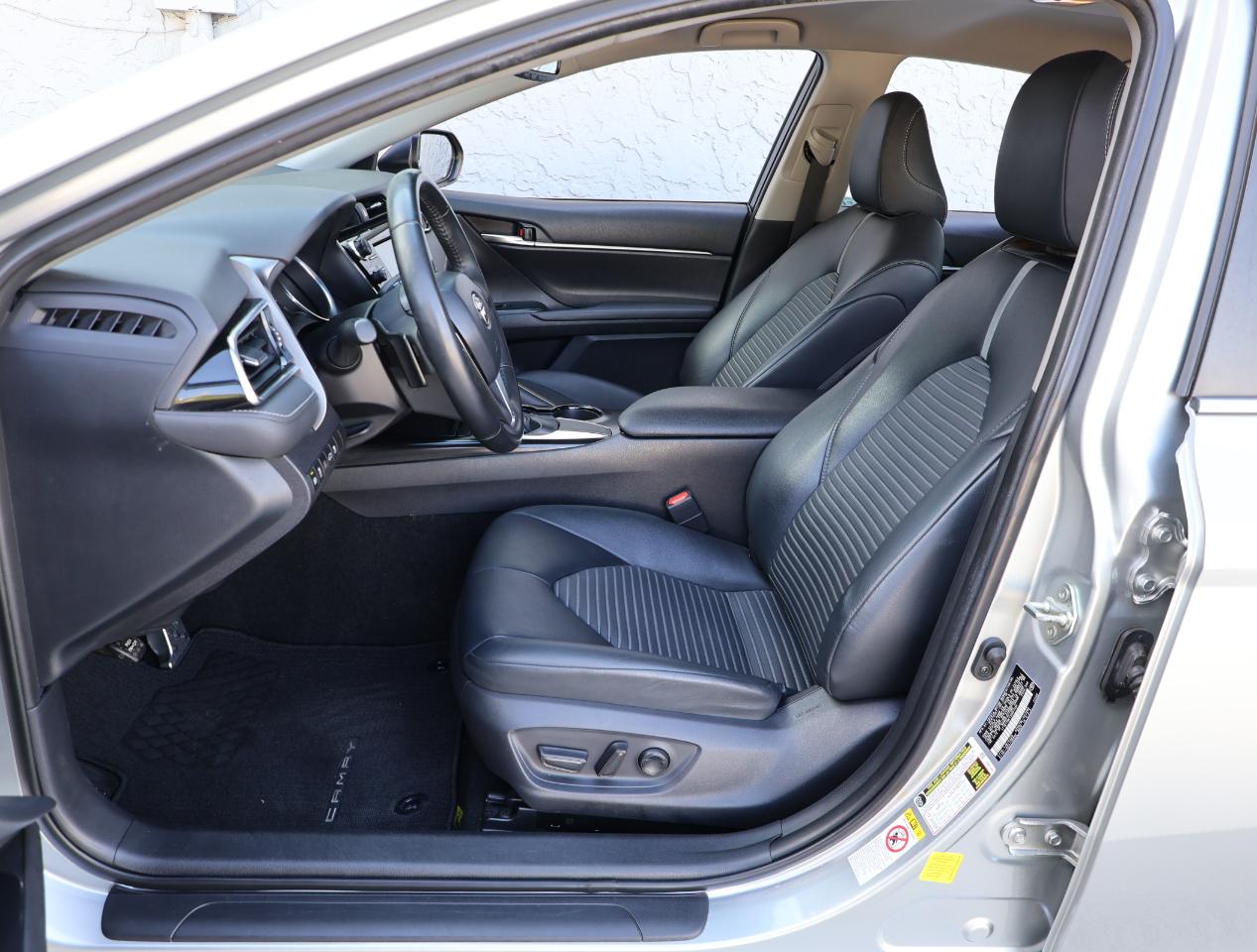 Toyota Camry SE 2018