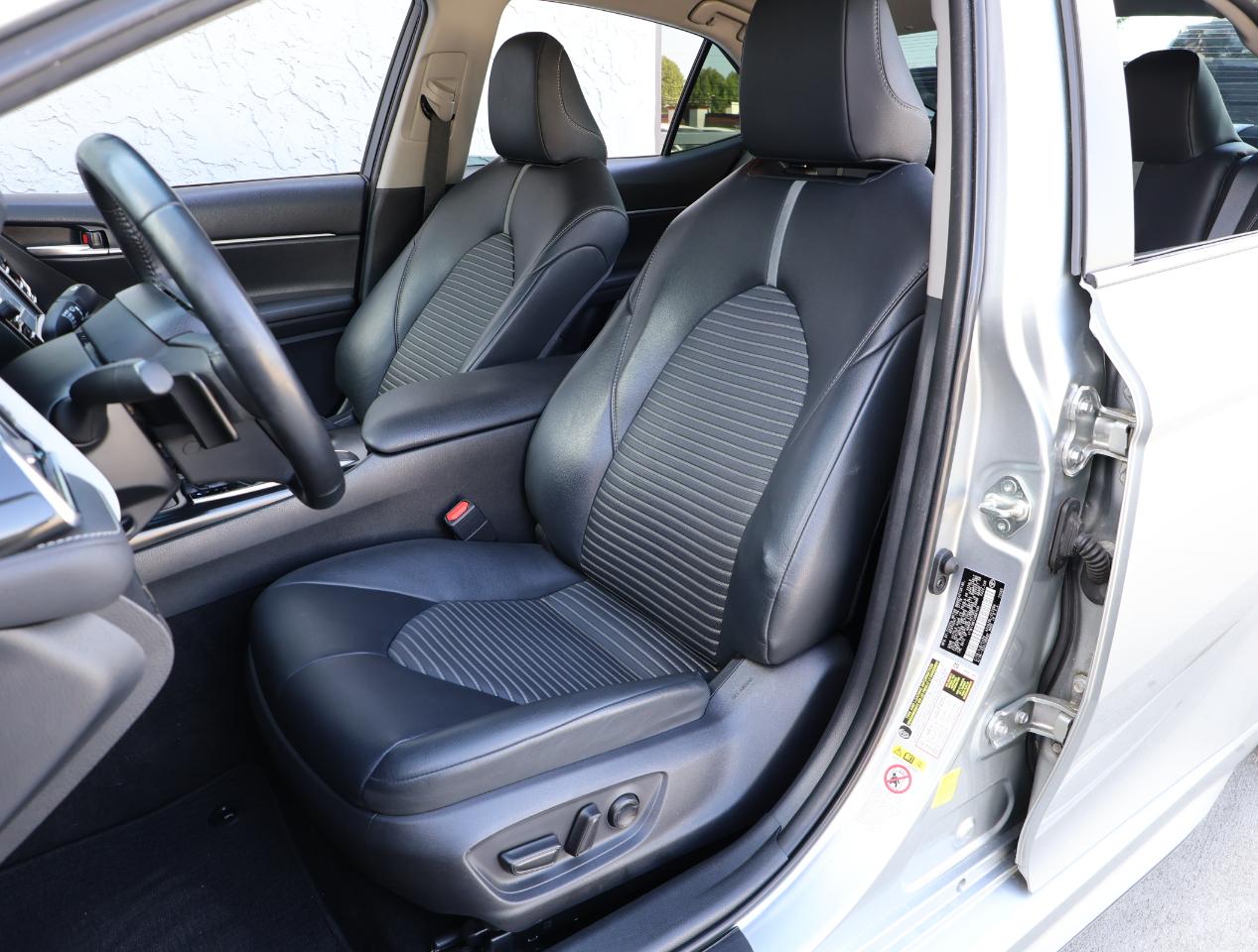 Toyota Camry SE 2018