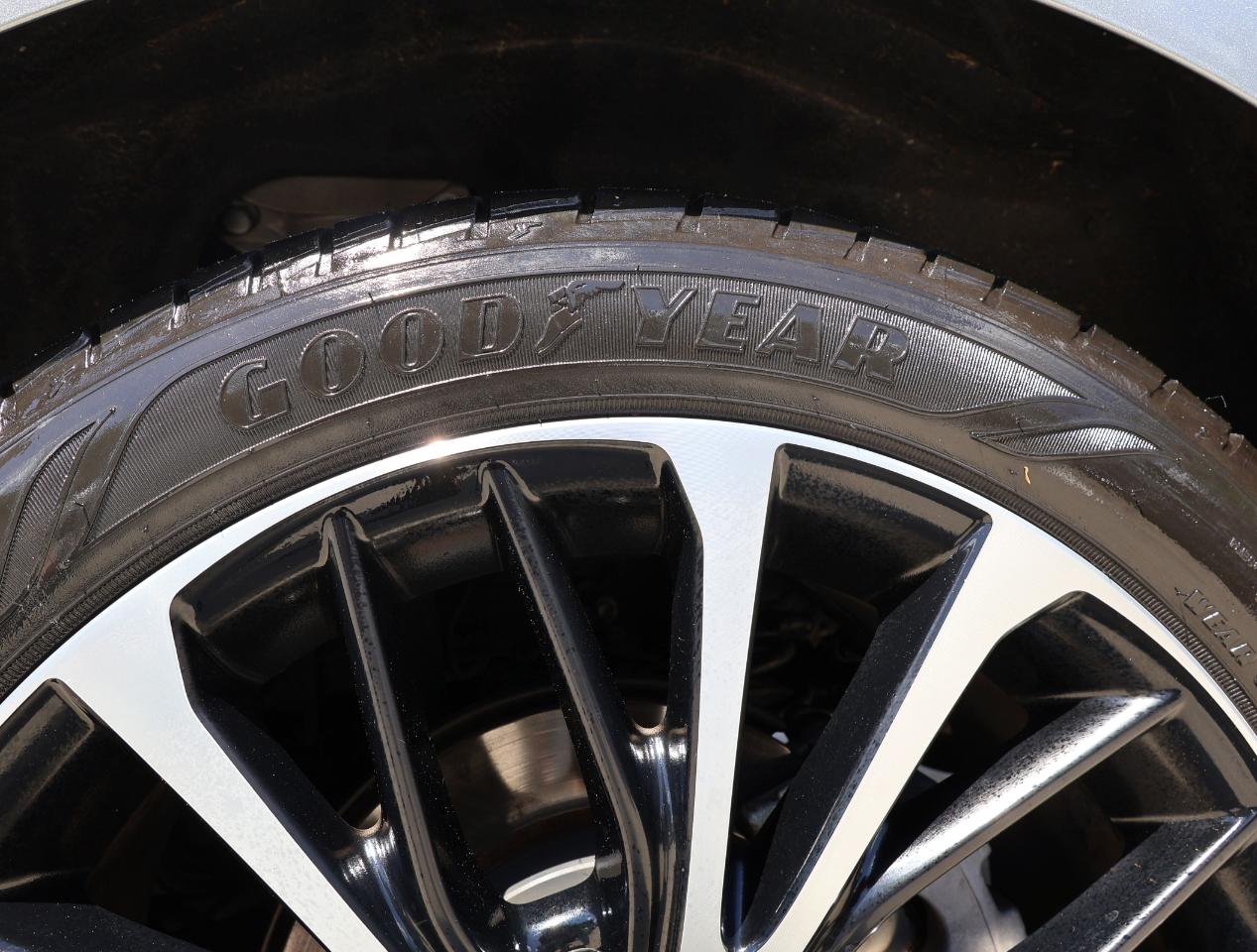 Toyota Camry SE 2018