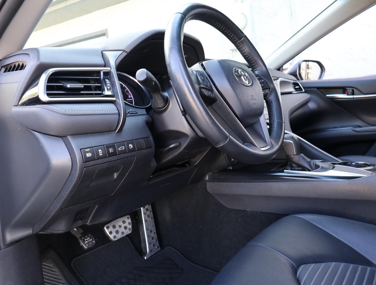 Toyota Camry SE 2018