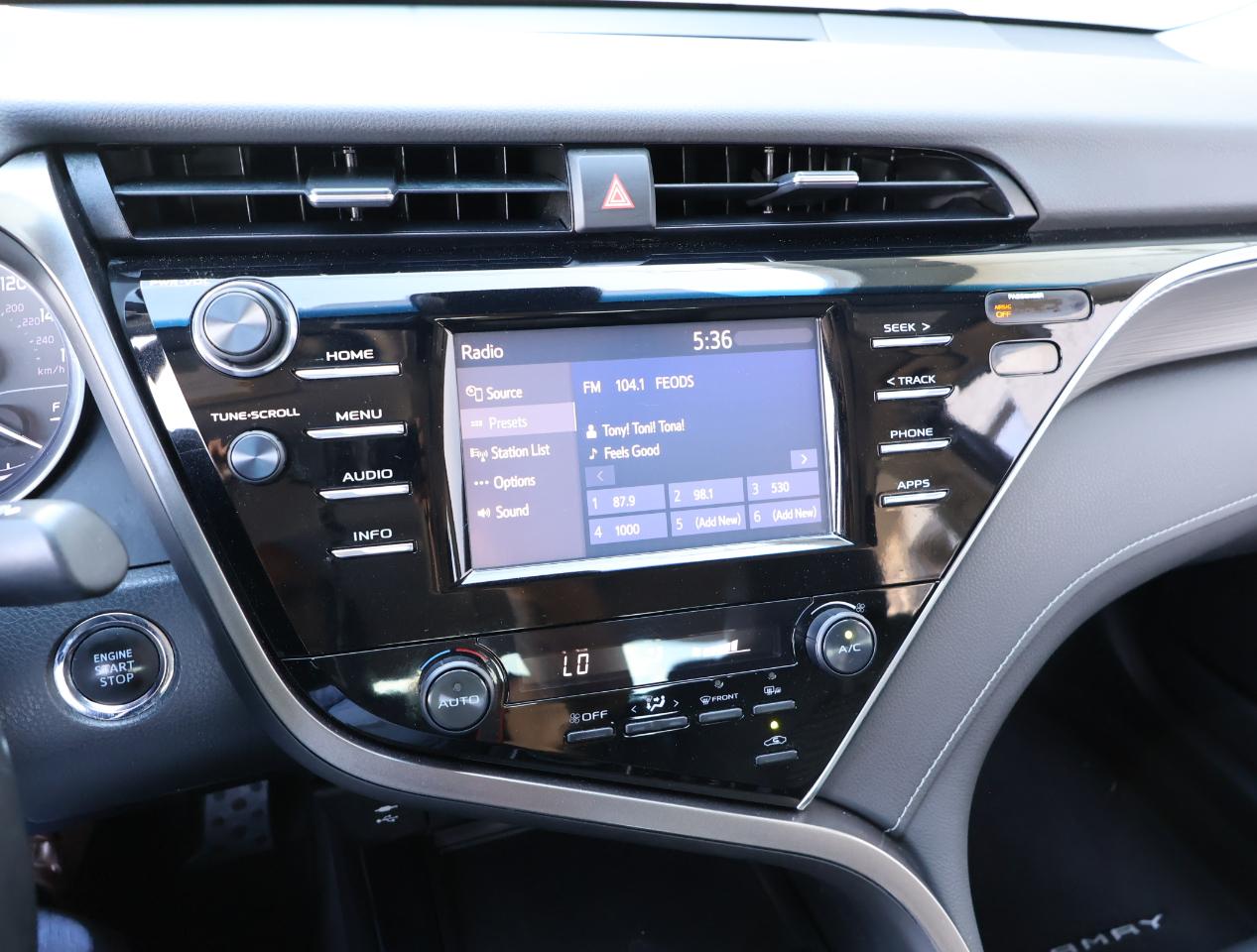 Toyota Camry SE 2018