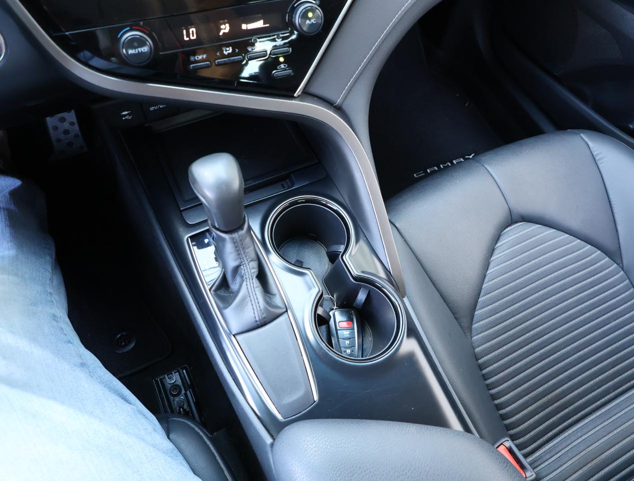 Toyota Camry SE 2018