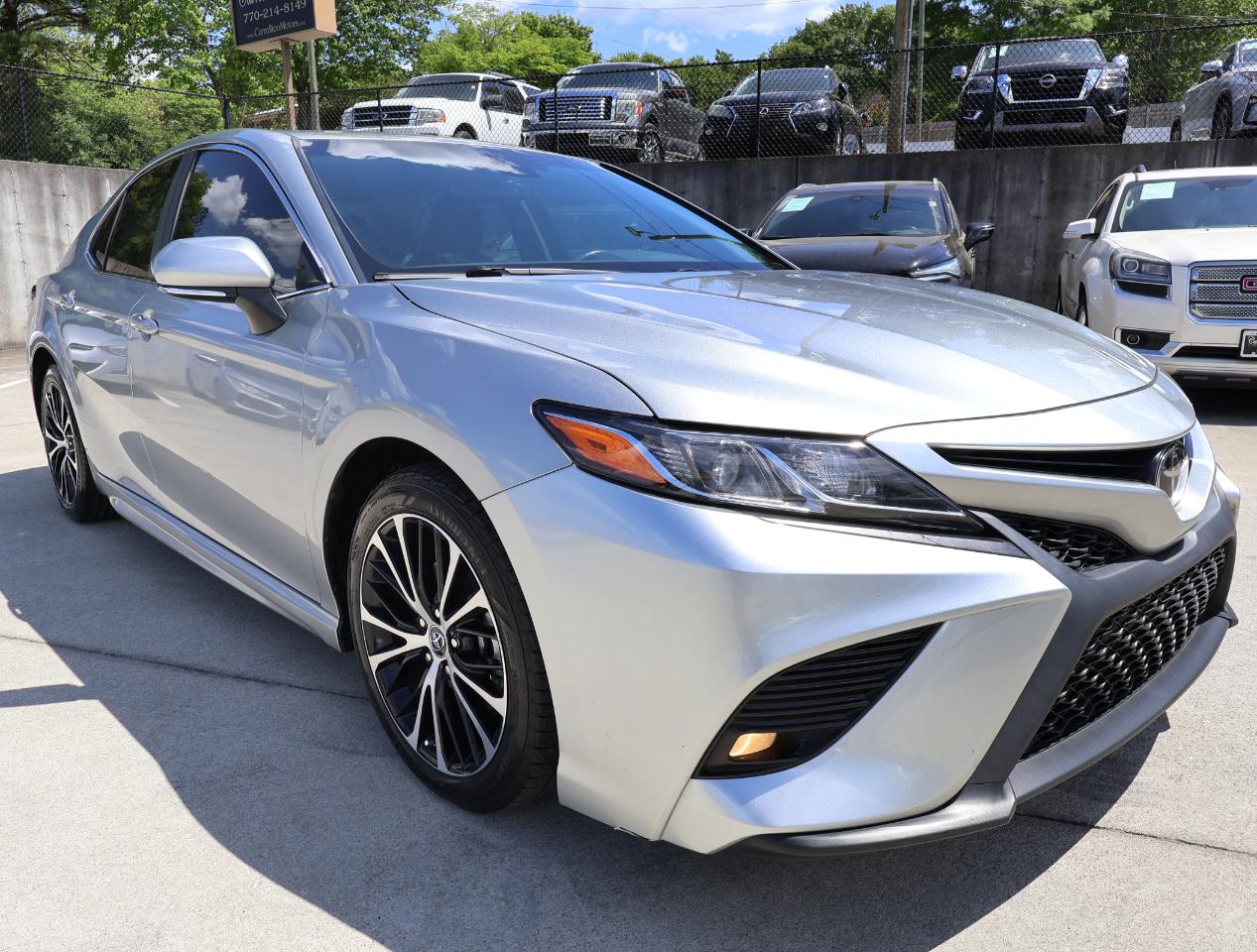 Toyota Camry SE 2018