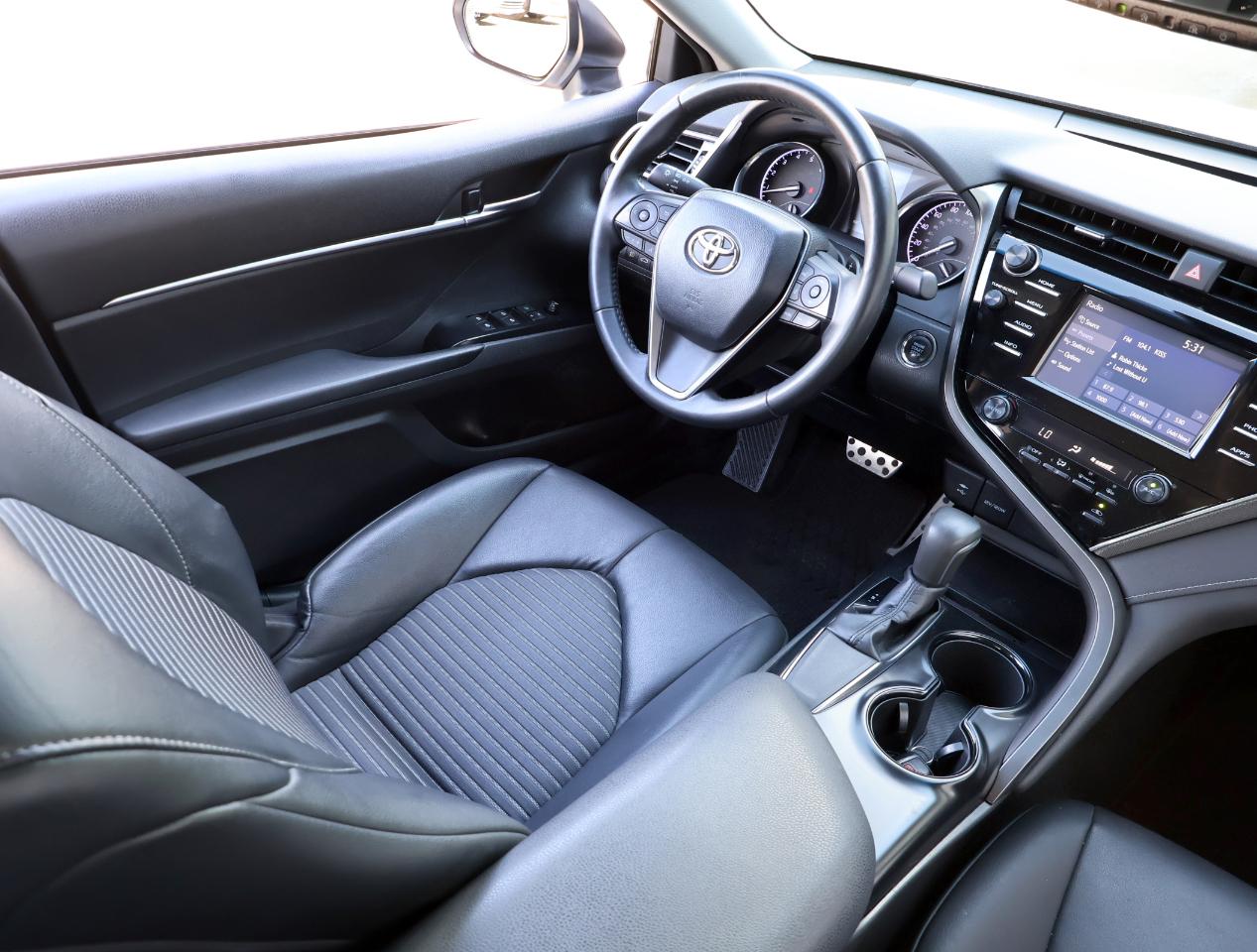 Toyota Camry SE 2018