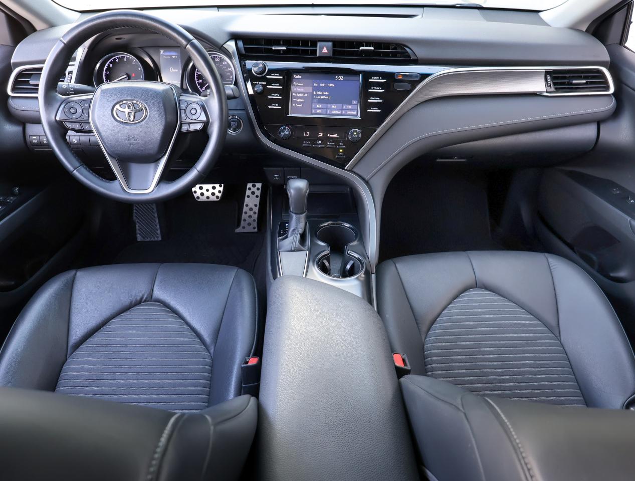 Toyota Camry SE 2018